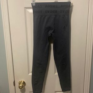 Ankle length Adidas baddie